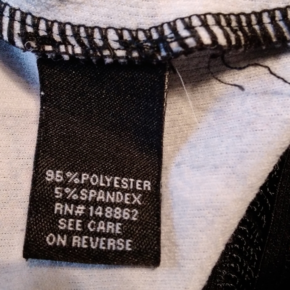 TORRID Floral Stretch Textured Skirt - Picture 3 of 4